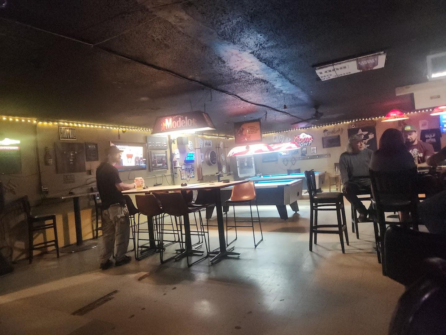 Roadhouse Bar